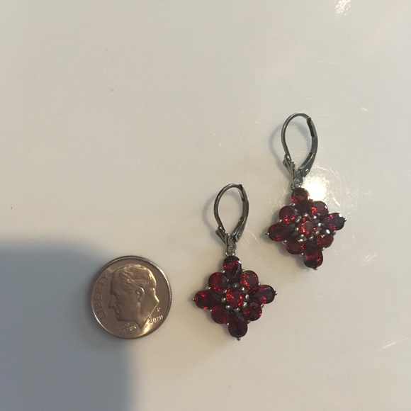 AUTHENTIC DEEP GARNET DANGLE - Picture 12 of 14